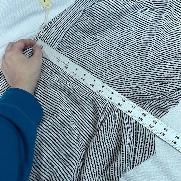 Max Studio Cream Black Stripe Crepe Cropped Wide Leg Pant Sz XL NWT - Picture 6 of 9